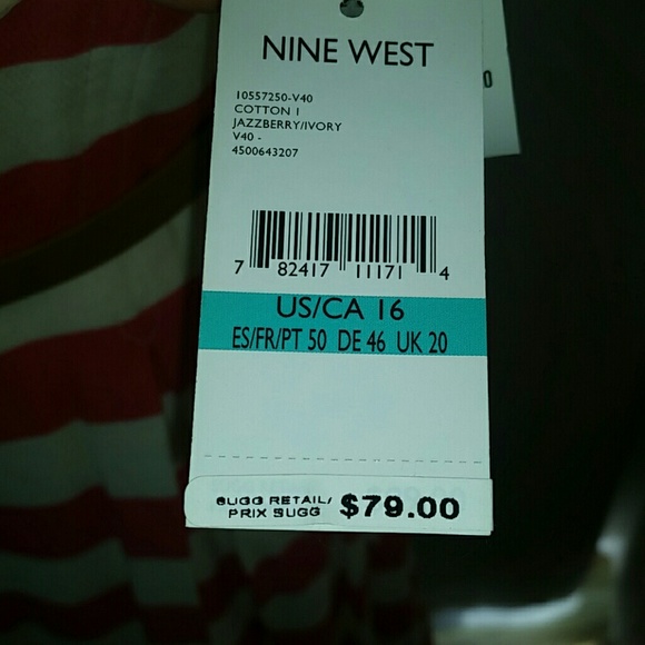 Dress - Picture 3 of 4